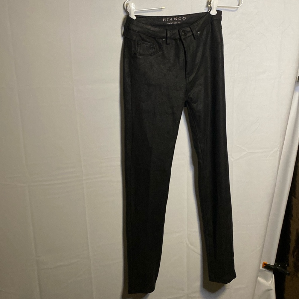 Bianco black pants
